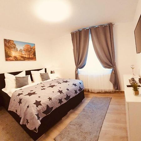 Apartament Comfort Primaverii Rîşnov Esterno foto